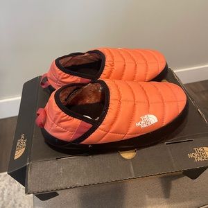 Northface traction mule